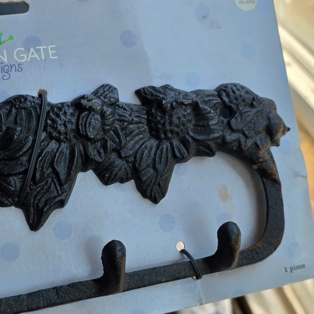 Garden Gate Designs Cast Iron Sunflower Wall Hook Rack Black Floral 4-Hook 9in